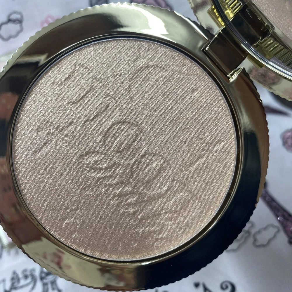 Too Faced Moon Crush/Shooting Star HIGHLIGHTER/BRAND NEW/.24 OZ